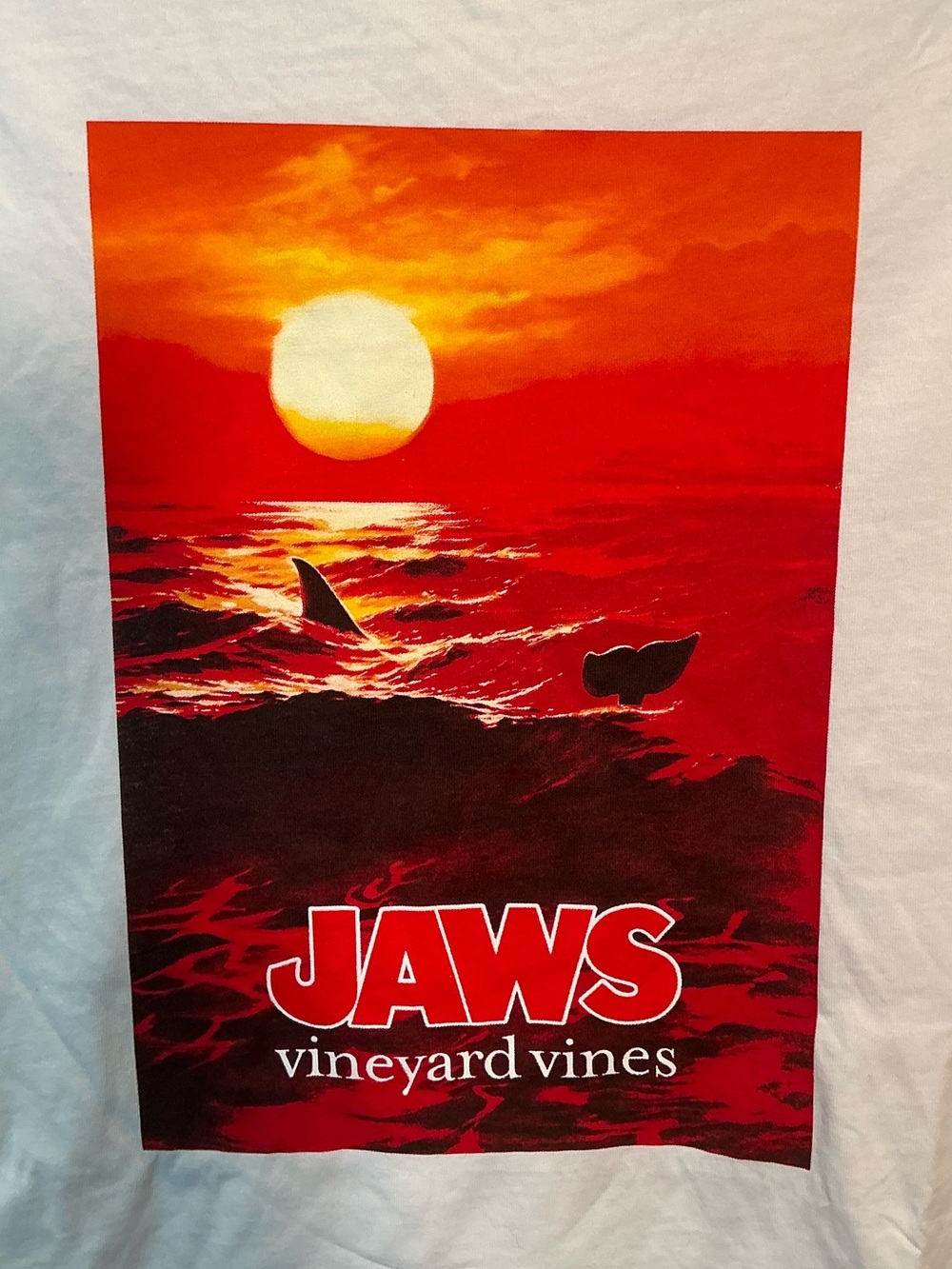 Vineyard Vines Jaws T-shirt poster graphic on back XL New